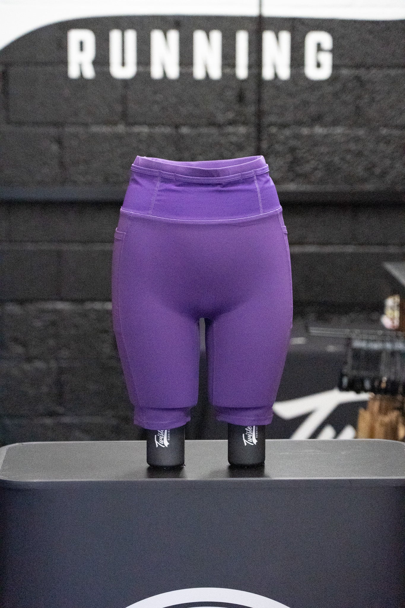 Women’s 8" Cargo Running Shorts