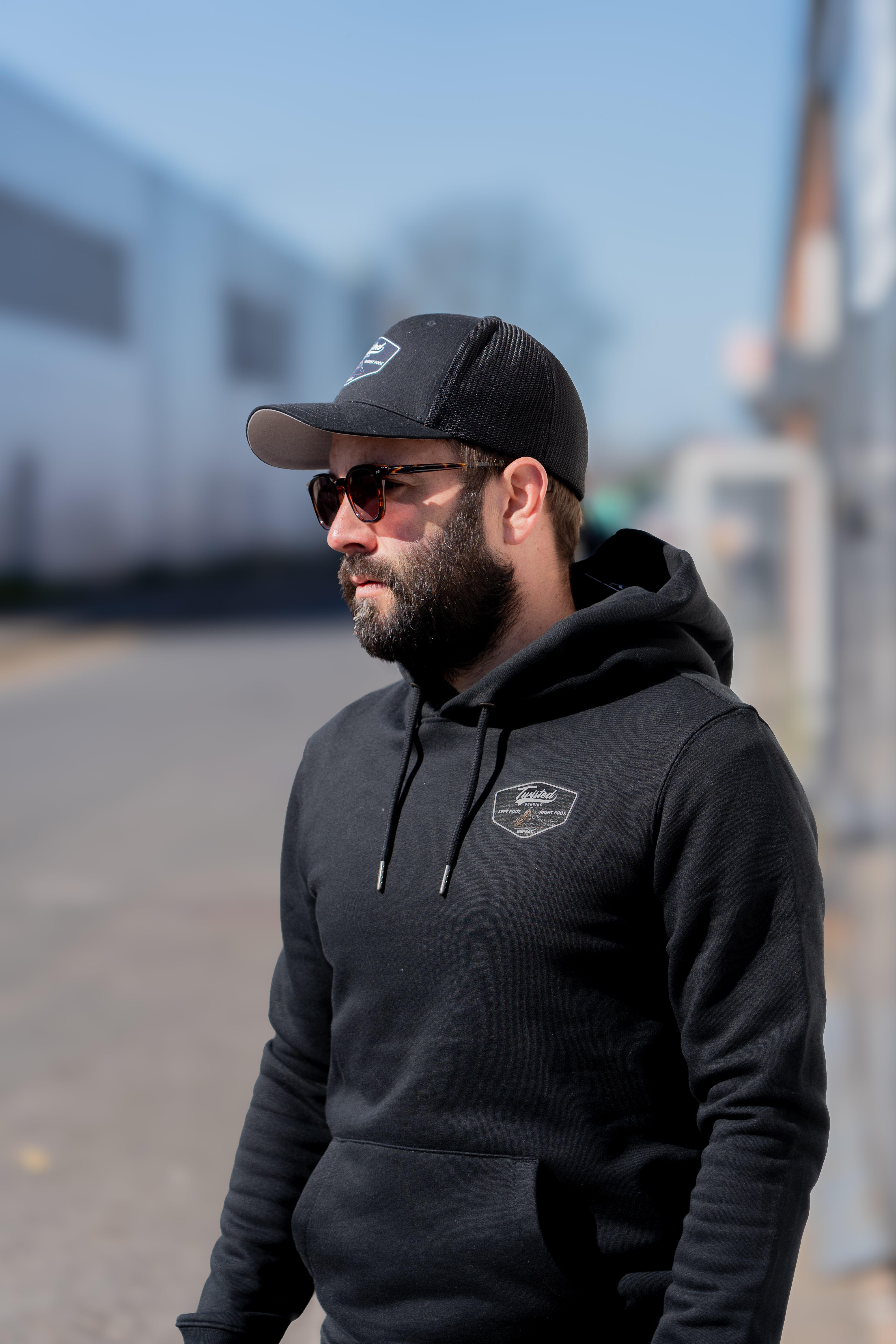 Twisted Running Heavyweight Hoodie – Unisex Fit