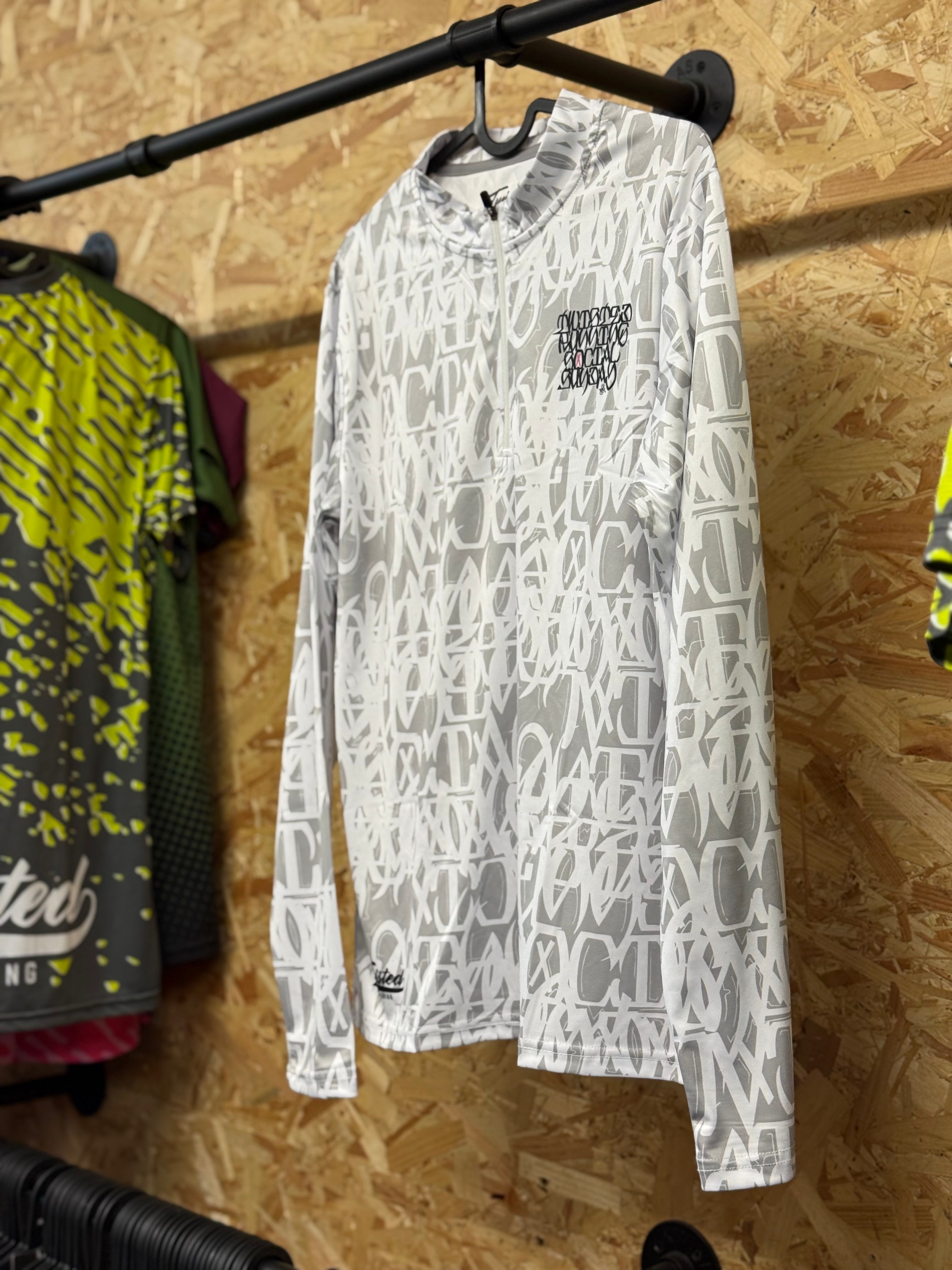Social Sunday 1/4 Zip - White