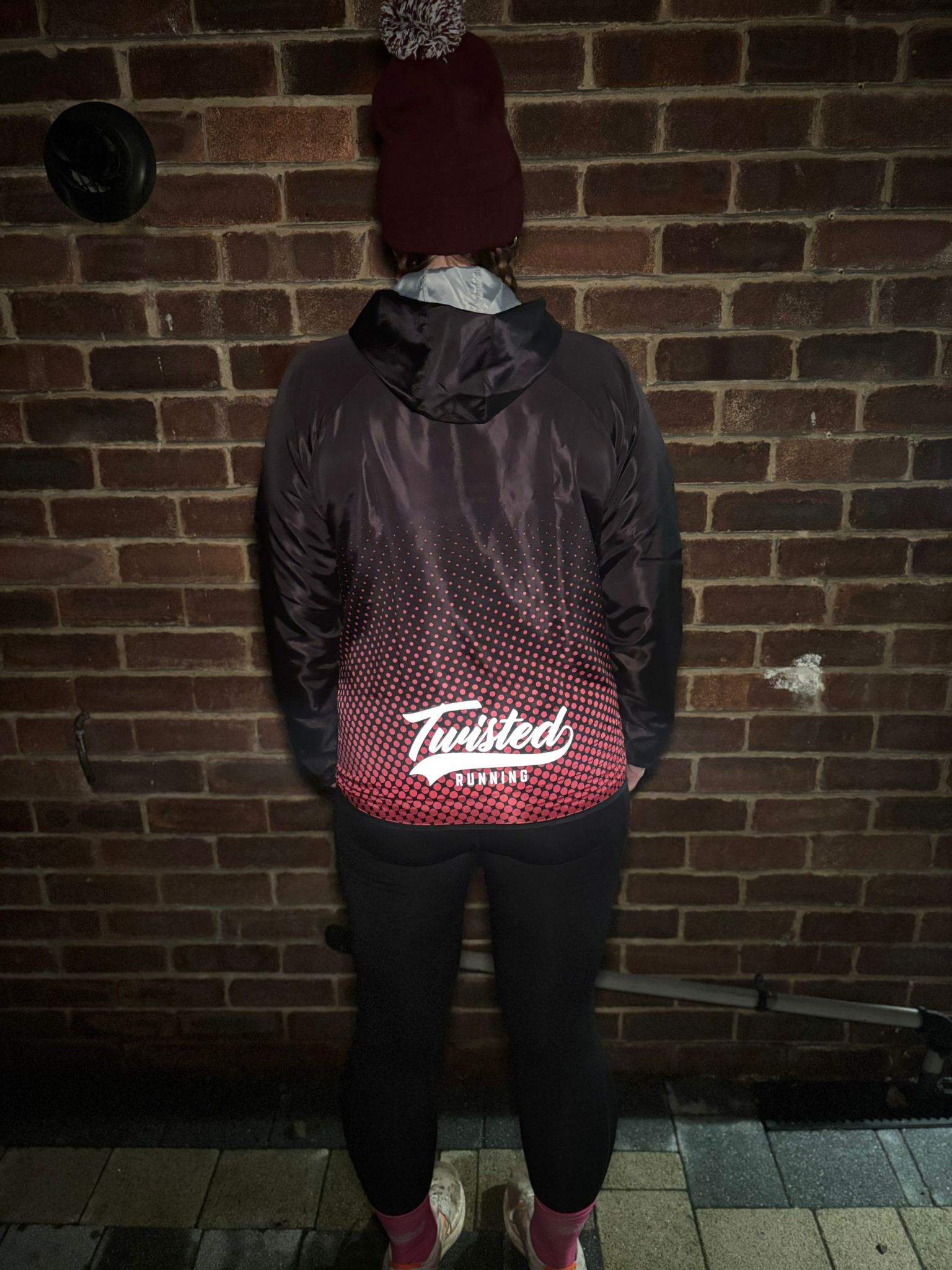 Twisted Running Windbreaker - Black/Pink Blend