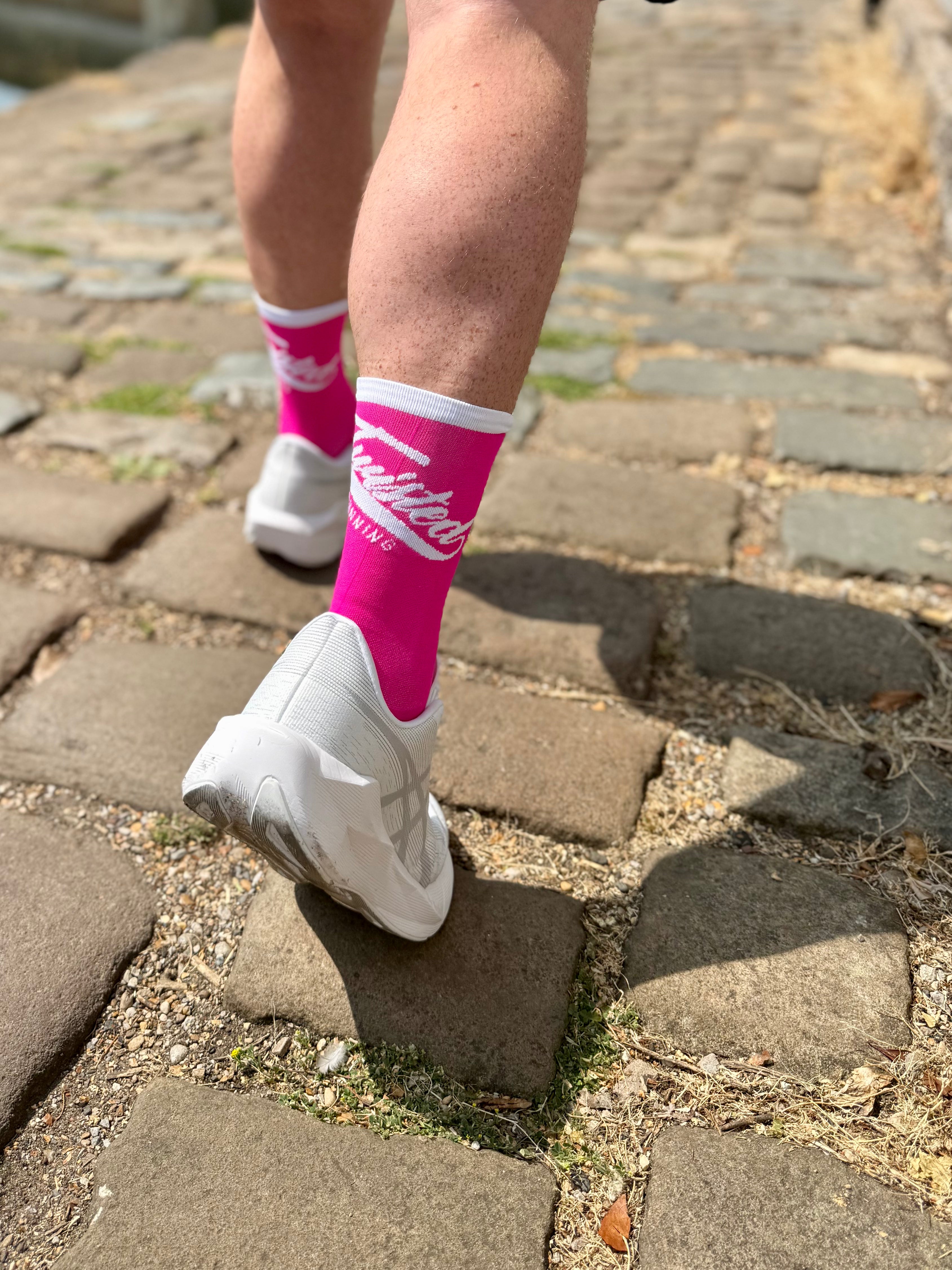 Lean Sock — Hot Pink/White