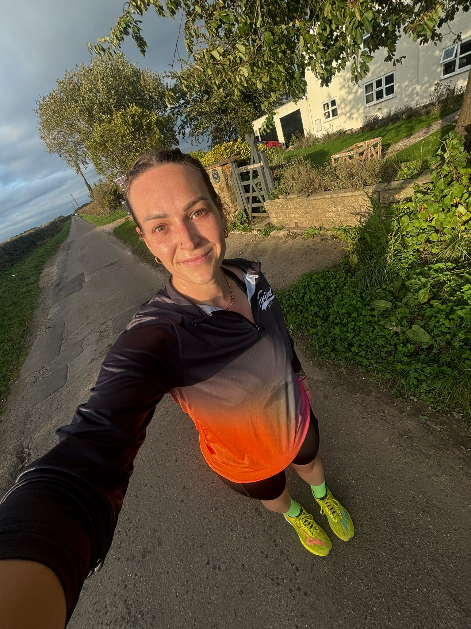 Twisted Running ¼ Zip – Charcoal / Orange / Pink